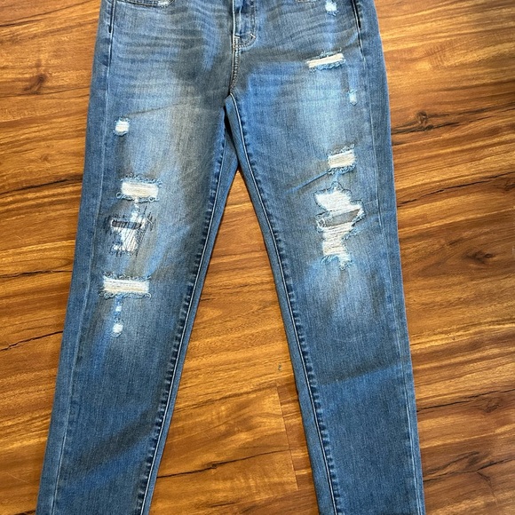Ambercrombie &Fitch distressed size 2 skinny woman’s jeans waist 26 - Picture 12 of 13
